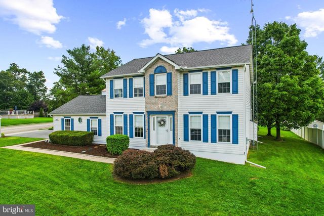 26 VIOLET DR, Hanover, PA 17331