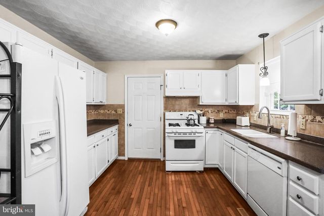 26 VIOLET DR, Hanover, PA 17331
