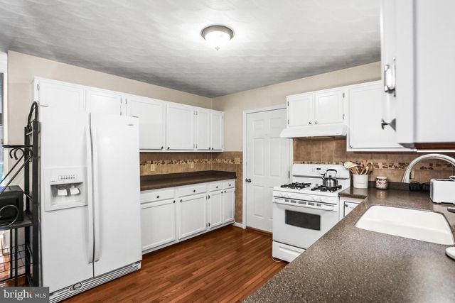 26 VIOLET DR, Hanover, PA 17331