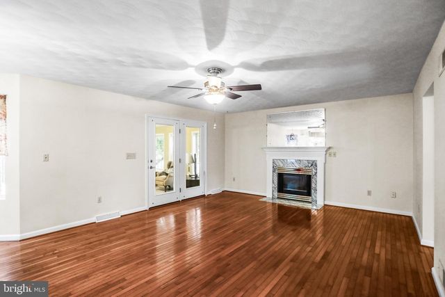 26 VIOLET DR, Hanover, PA 17331