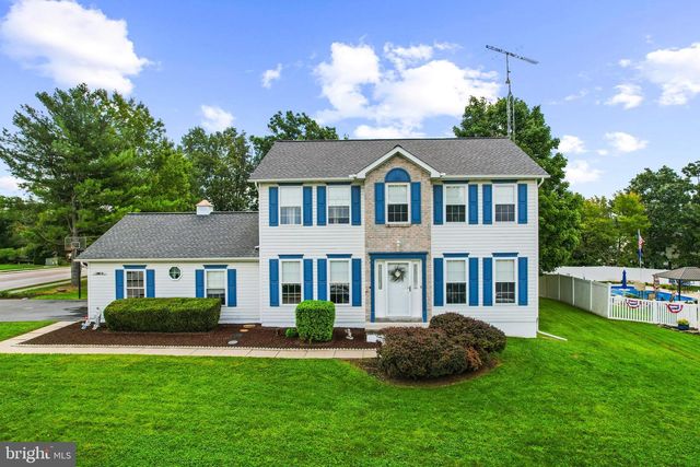 26 VIOLET DR, Hanover, PA 17331