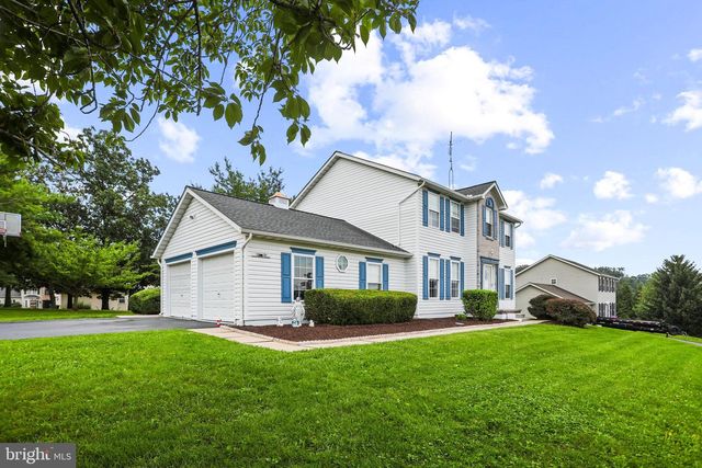 26 VIOLET DR, Hanover, PA 17331