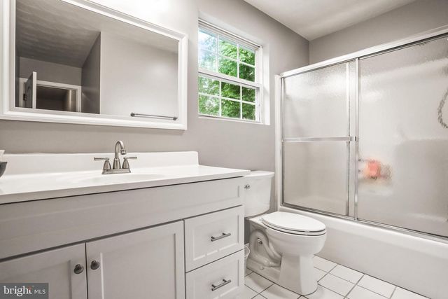 26 VIOLET DR, Hanover, PA 17331
