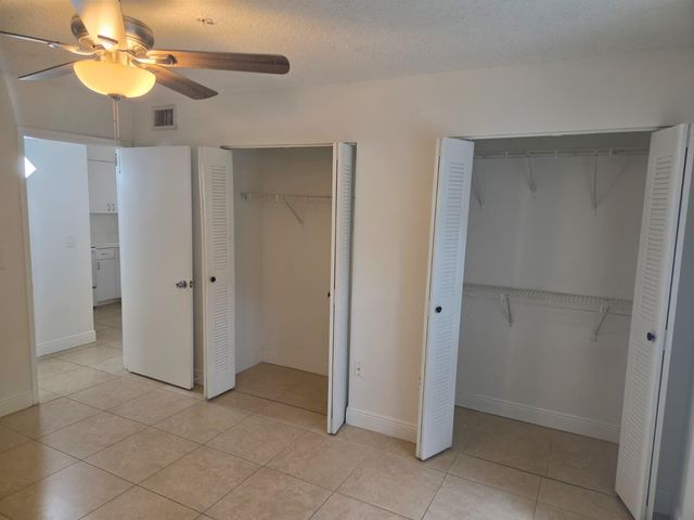 12130 SAINT ANDREWS Place 207, Miramar, FL 33025