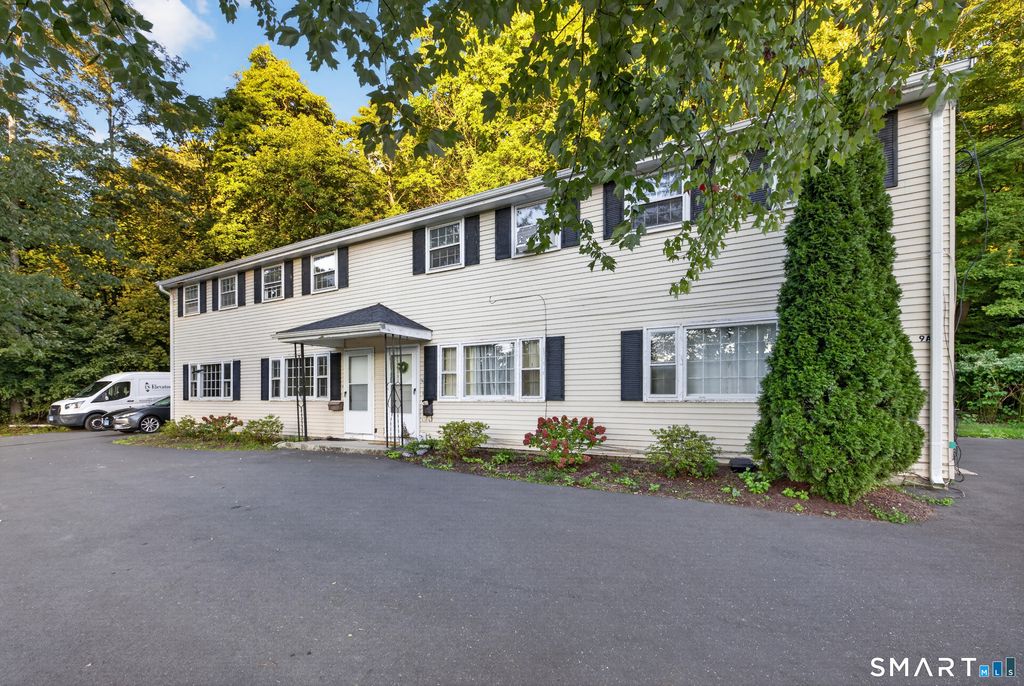 11B Maple Avenue, Canton, CT 06019