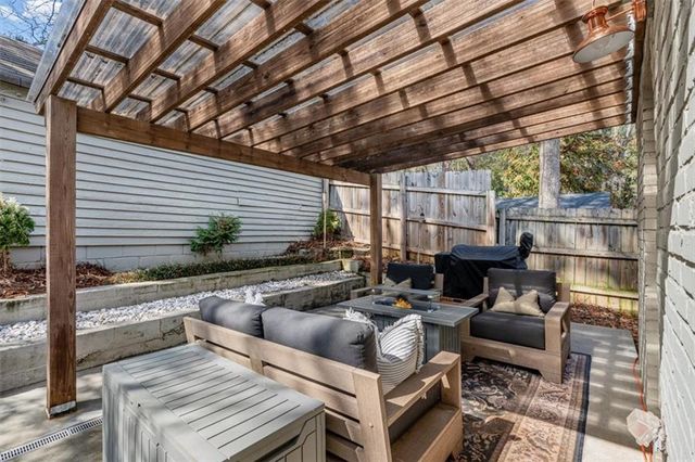 1931 S Gordon SW Street, Atlanta, GA 30310