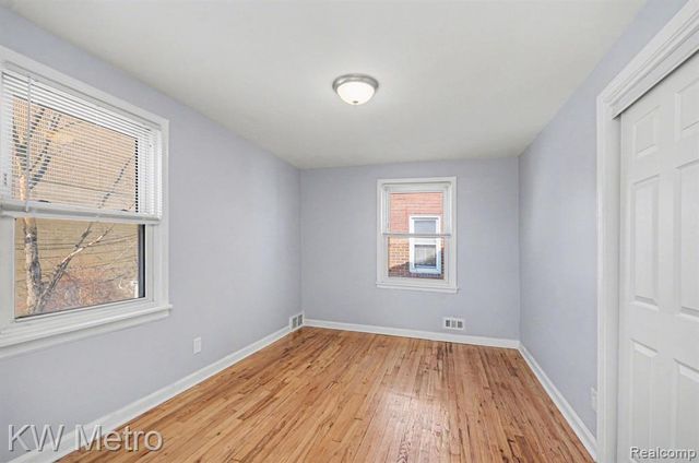 19135 Hartwell, Detroit, MI 48235