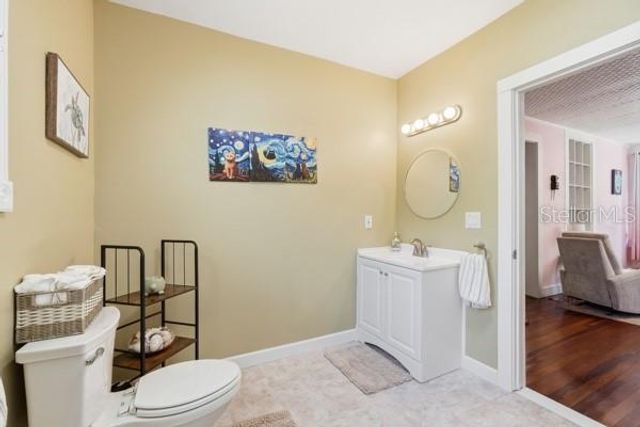 511 E MIRROR LAKE DRIVE, Fruitland Park, FL 34731