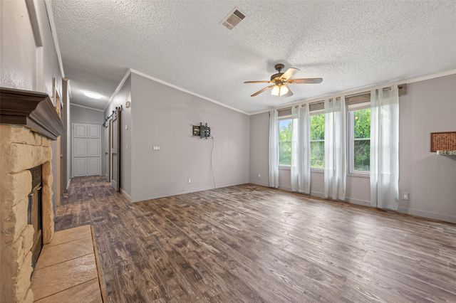 7705 Bryan Lane, Montgomery, TX 77316