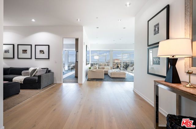 3111 Via Dolce 903, Marina Del Rey, CA 90292