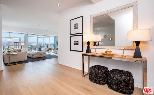 3111 Via Dolce 903, Marina Del Rey, CA 90292