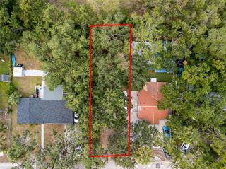 3210 E HENRY AVENUE, Tampa, FL 33610