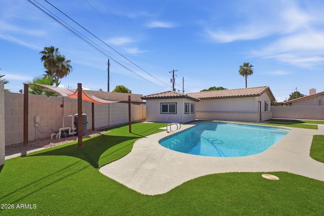 2515 S PALM Drive, Tempe, AZ 85282