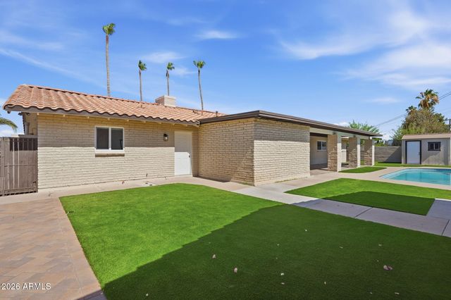 2515 S PALM Drive, Tempe, AZ 85282