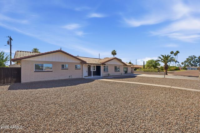 2515 S PALM Drive, Tempe, AZ 85282