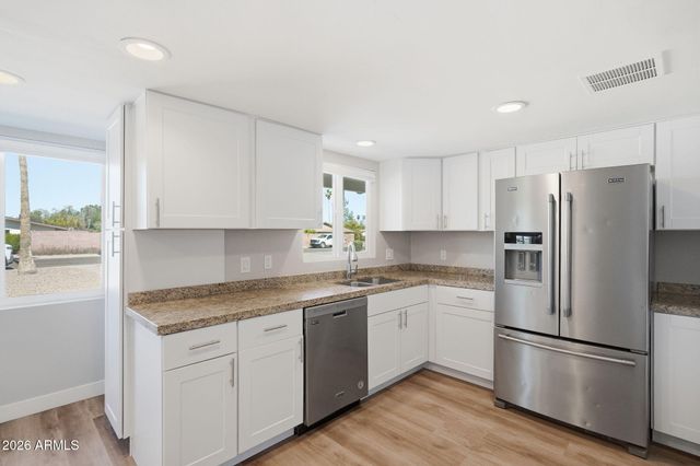 2515 S PALM Drive, Tempe, AZ 85282