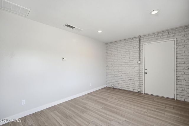 2515 S PALM Drive, Tempe, AZ 85282