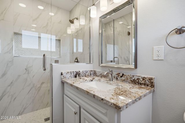 2515 S PALM Drive, Tempe, AZ 85282