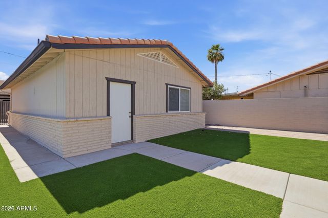 2515 S PALM Drive, Tempe, AZ 85282