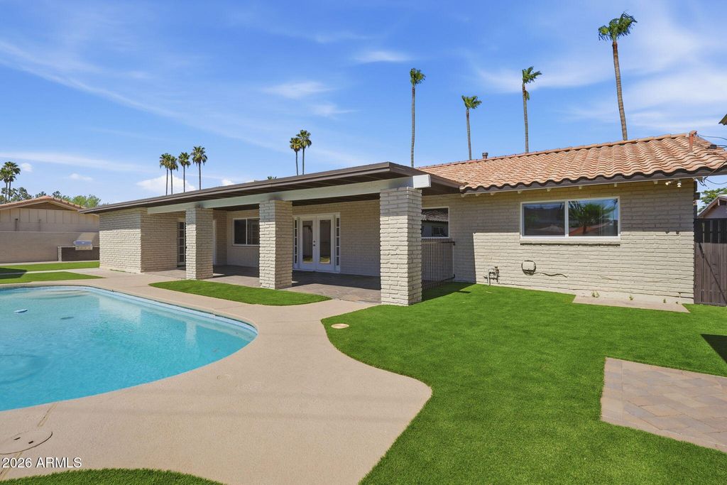 2515 S PALM Drive, Tempe, AZ 85282 — photo 4