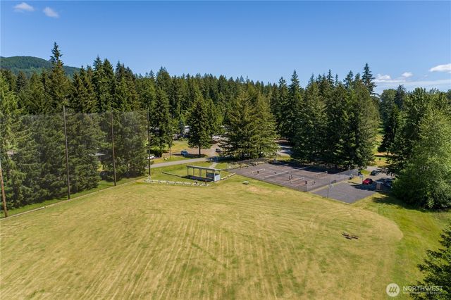 70 N Handicap Place, Hoodsport, WA 98548