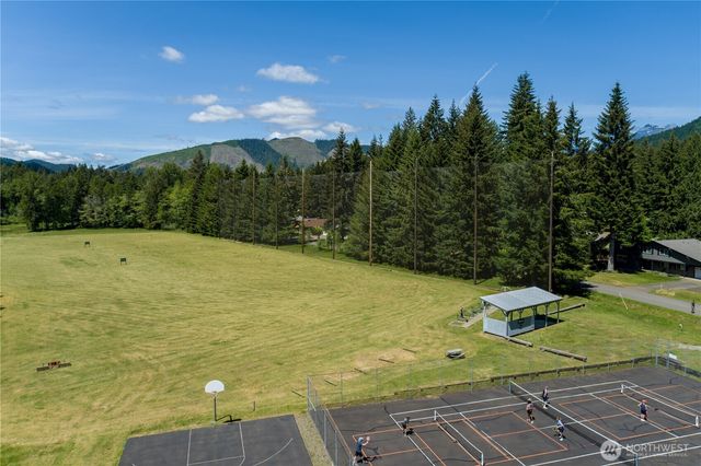 70 N Handicap Place, Hoodsport, WA 98548