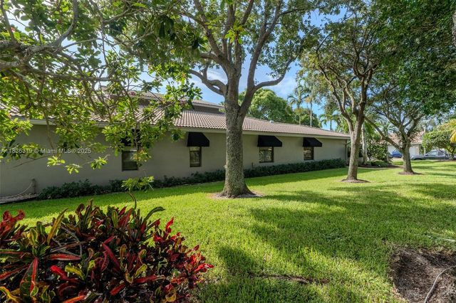 9099 NW 47th Ct, Coral Springs, FL 33067