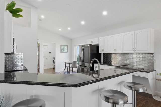 101 SPLITLOG PLACE, Sanford, FL 32771