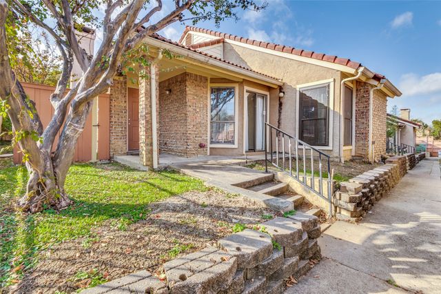 2634 Encina, Irving, TX 75038