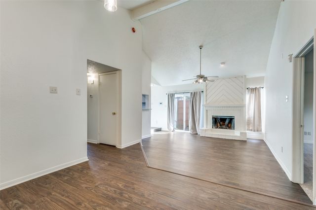 2634 Encina, Irving, TX 75038