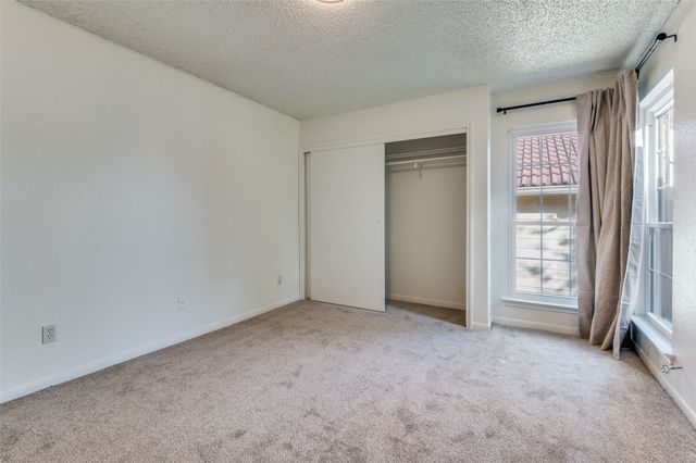 2634 Encina, Irving, TX 75038