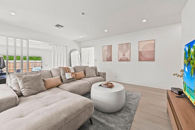 3400 Parker Avenue, West Palm Beach, FL 33405