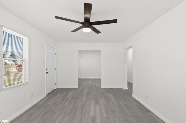 106 Allen Avenue, Spartanburg, SC 29303