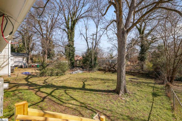 106 Allen Avenue, Spartanburg, SC 29303