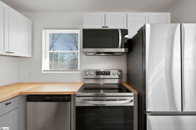 106 Allen Avenue, Spartanburg, SC 29303