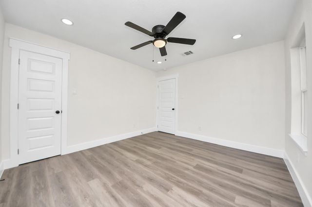 918 Loper Street, Houston, TX 77017