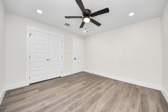 918 Loper Street, Houston, TX 77017