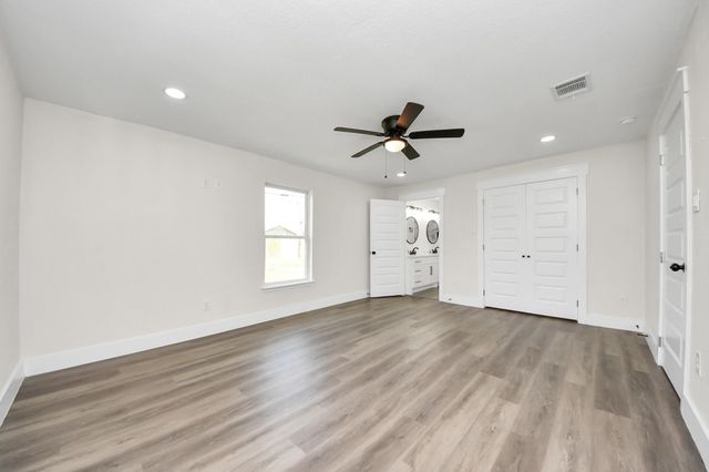 918 Loper Street, Houston, TX 77017