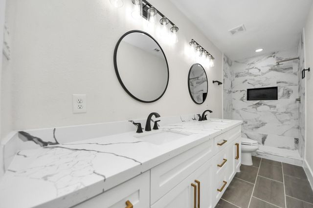 918 Loper Street, Houston, TX 77017