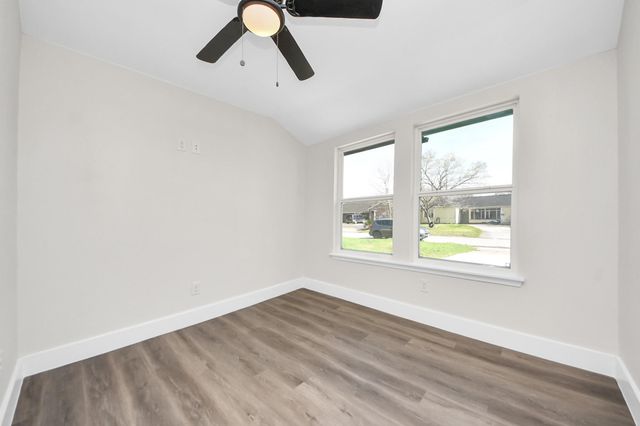 918 Loper Street, Houston, TX 77017