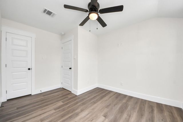 918 Loper Street, Houston, TX 77017