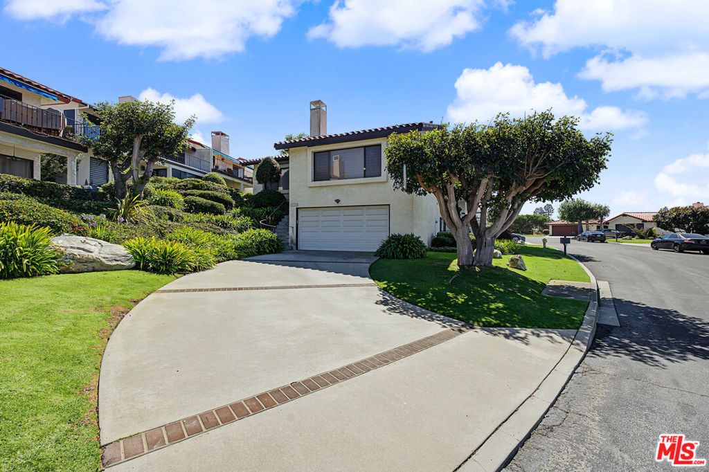 6622 Ocean Crest Drive, Rancho Palos Verdes, CA 90275 — photo 4