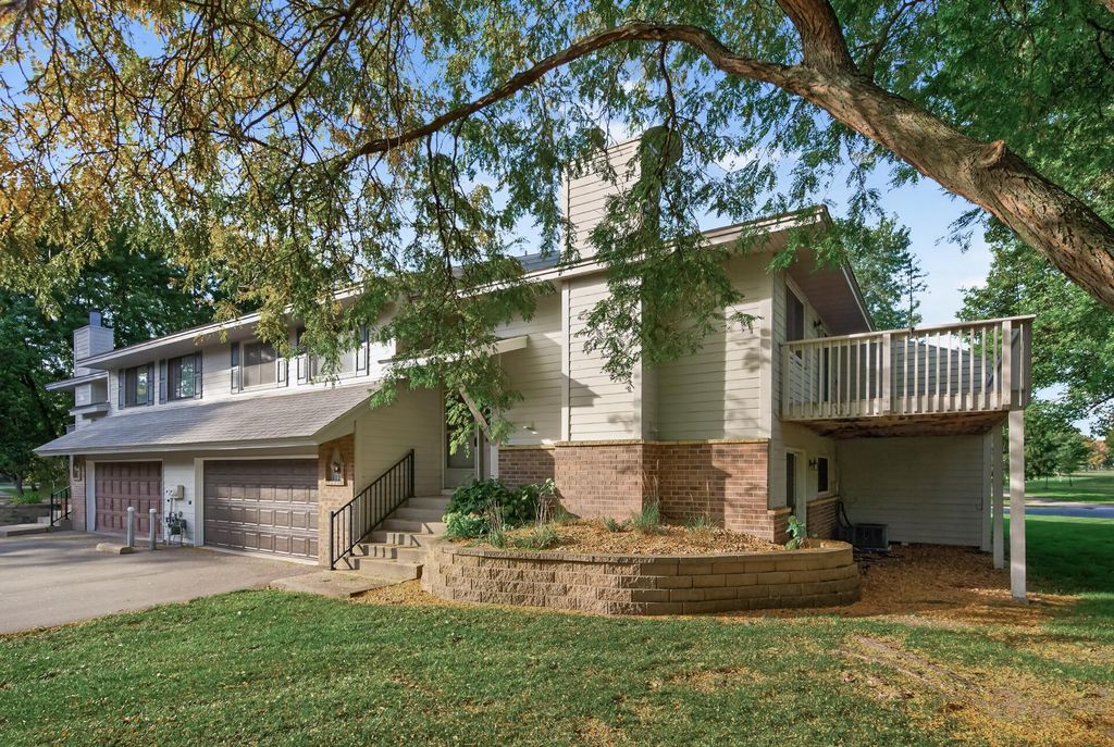 11227 Xavier Circle, Bloomington, MN 55437 — exterior