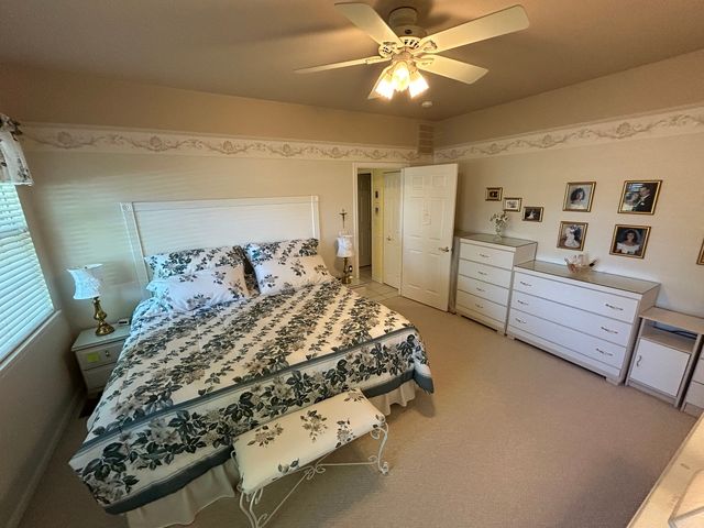 21561 Wolf Lake Court, Crest Hill, IL 60403