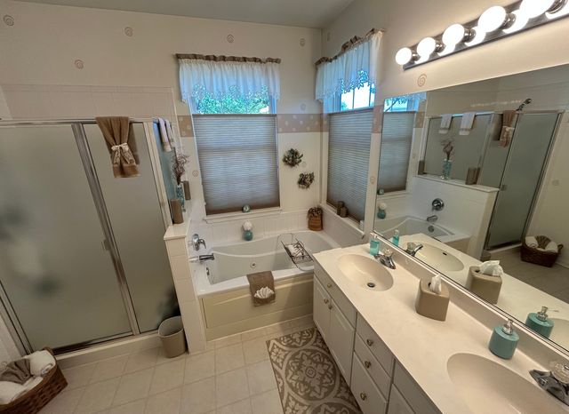 21561 Wolf Lake Court, Crest Hill, IL 60403