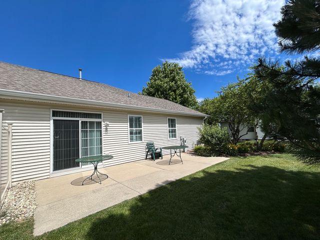 21561 Wolf Lake Court, Crest Hill, IL 60403