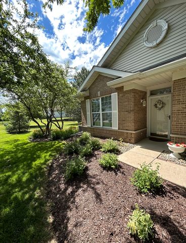 21561 Wolf Lake Court, Crest Hill, IL 60403