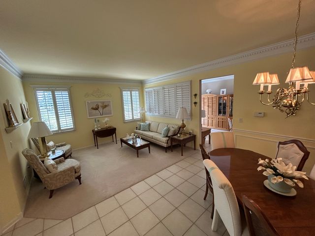 21561 Wolf Lake Court, Crest Hill, IL 60403