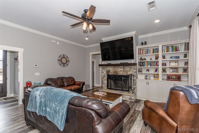 21 Loch Ridge, Wetumpka, AL 36092