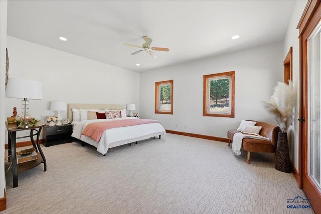 3435 FOX RUN LN, Spearfish, SD 57783